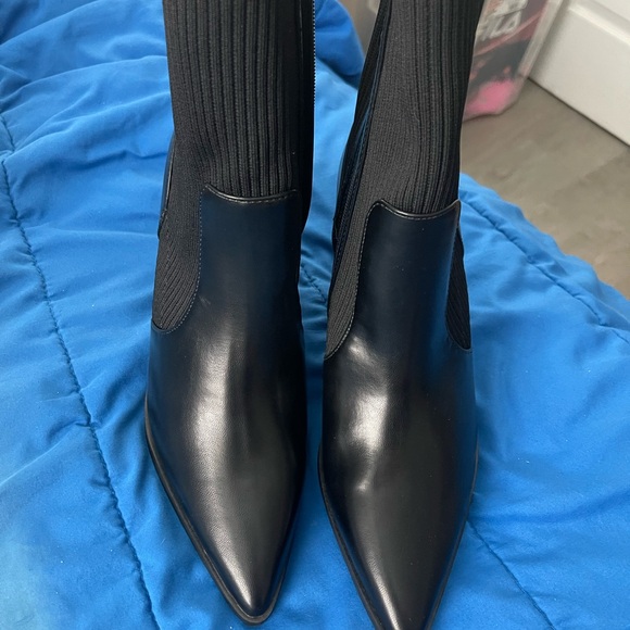 NEW**Trinity Black Above The Ankle Boots - Picture 1 of 7